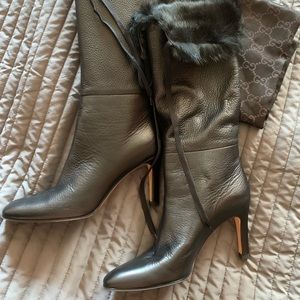 Gucci Black Leather Fur-lined Boots (Size 7B, New)